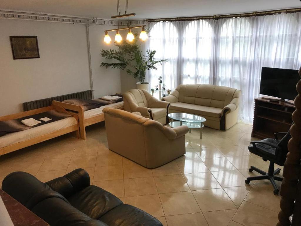 فندق ميسكولكفي  Brassoi Vendeghaz المظهر الخارجي الصورة