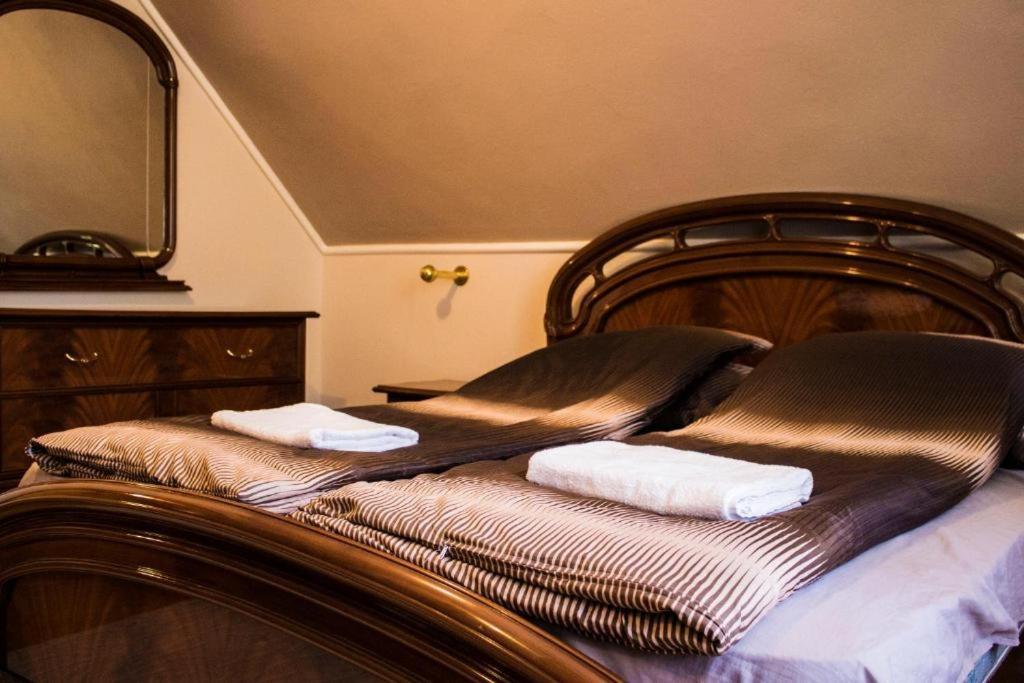 فندق ميسكولكفي  Brassoi Vendeghaz المظهر الخارجي الصورة